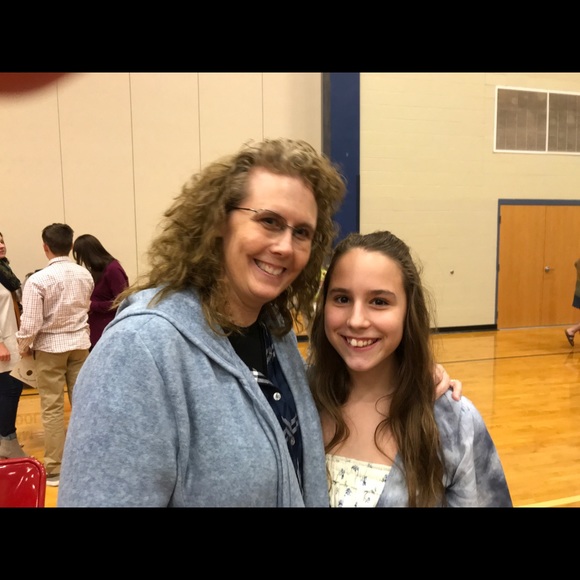 Meet your Posher, Ida - Picture 1 of 1